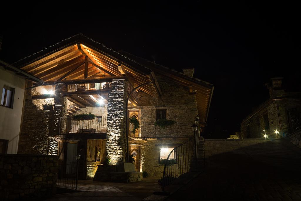 Souvenir De Tsaneli Roisan Exterior foto